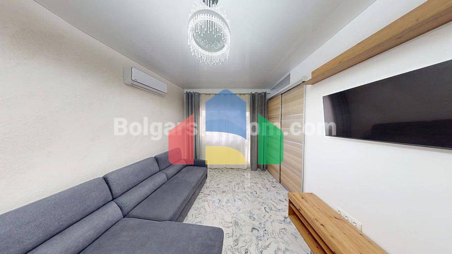 Трикімнатна квартира в Соле Мар