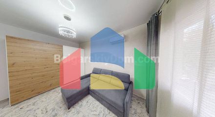 Трикімнатна квартира в Соле Мар