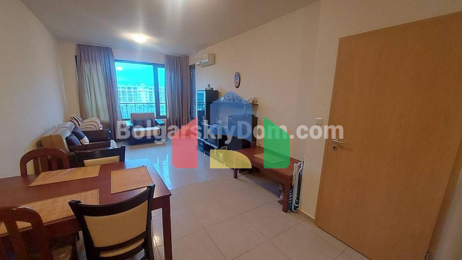 Двокімнатна квартира в СанФлауер