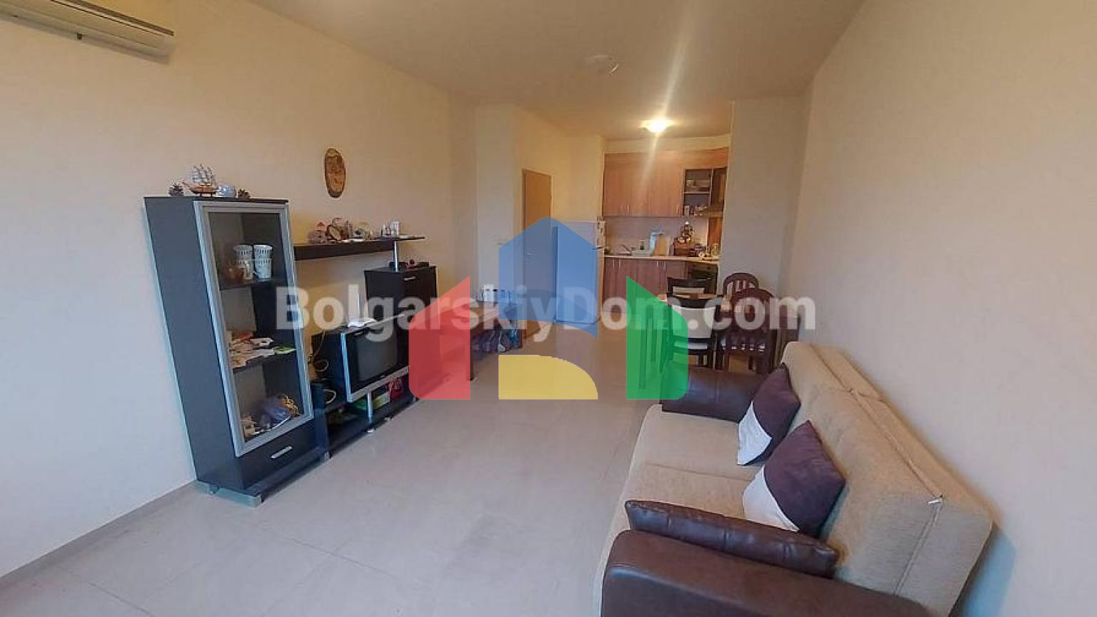 Двокімнатна квартира в СанФлауер