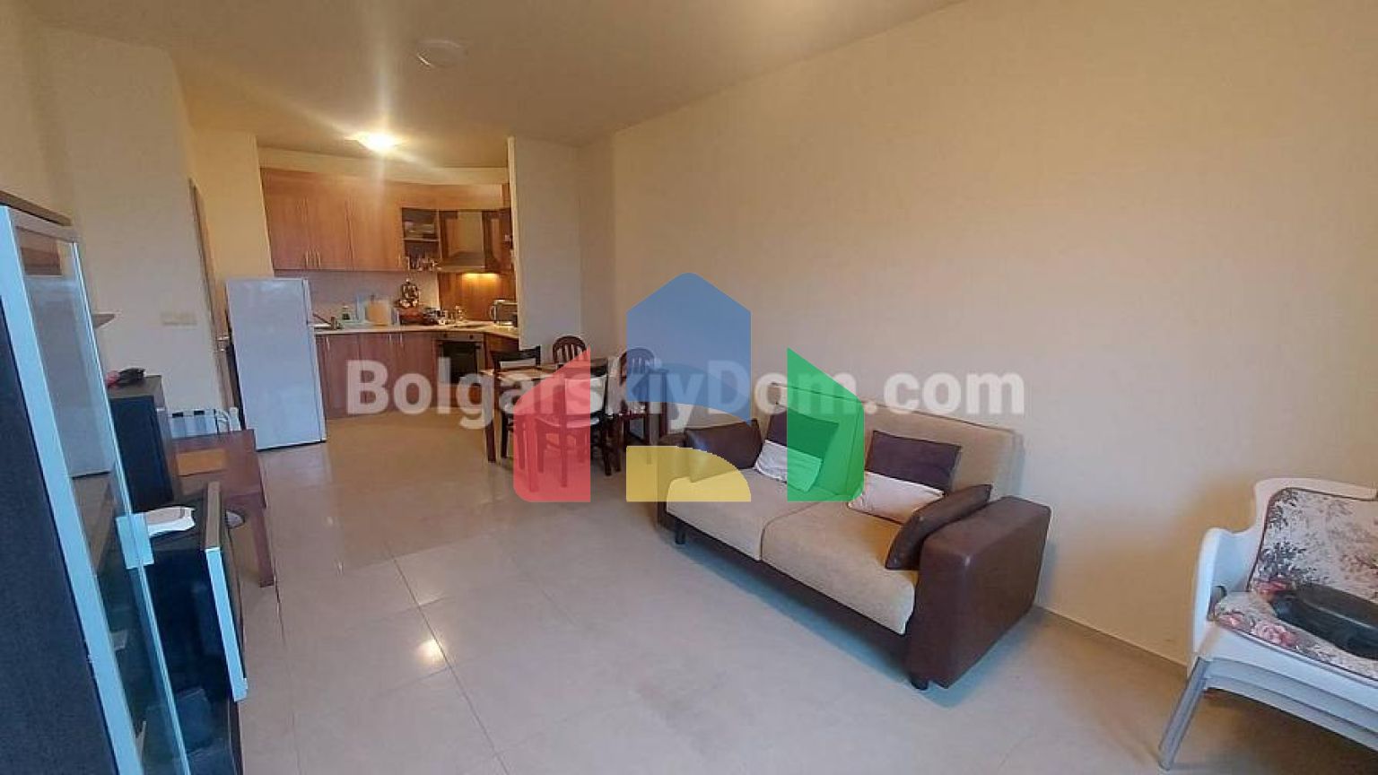 Двокімнатна квартира в СанФлауер