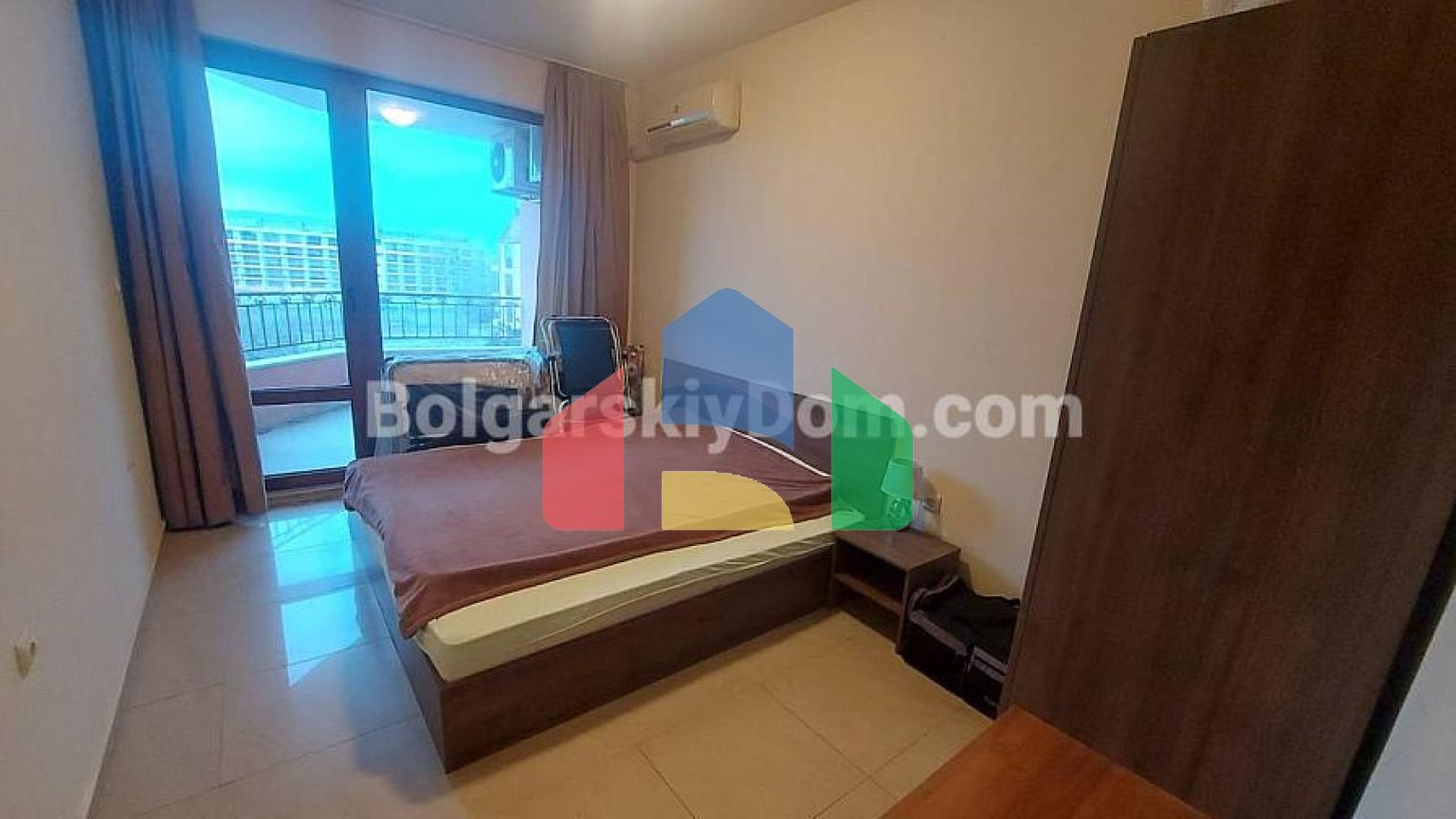 Двокімнатна квартира в СанФлауер