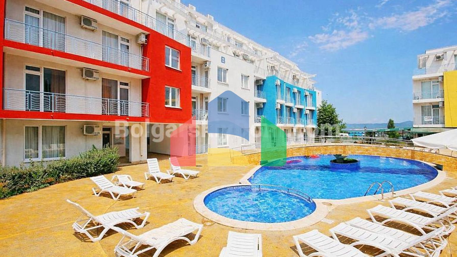 Квартира-студія в Санні Дей 3