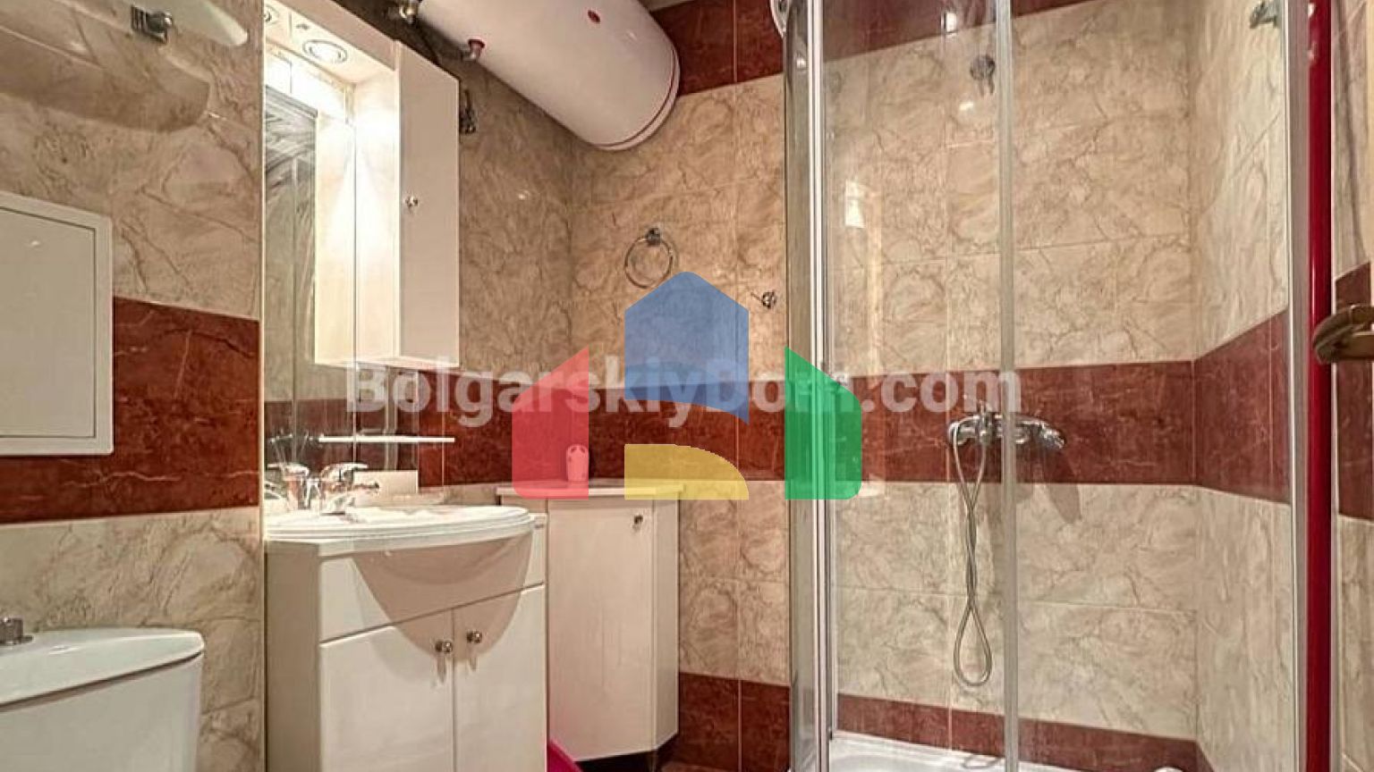 Трикімнатна квартира в Санні Форт