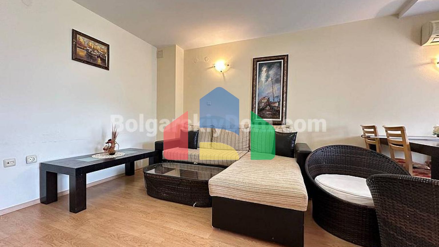 Трикімнатна квартира в Санні Форт