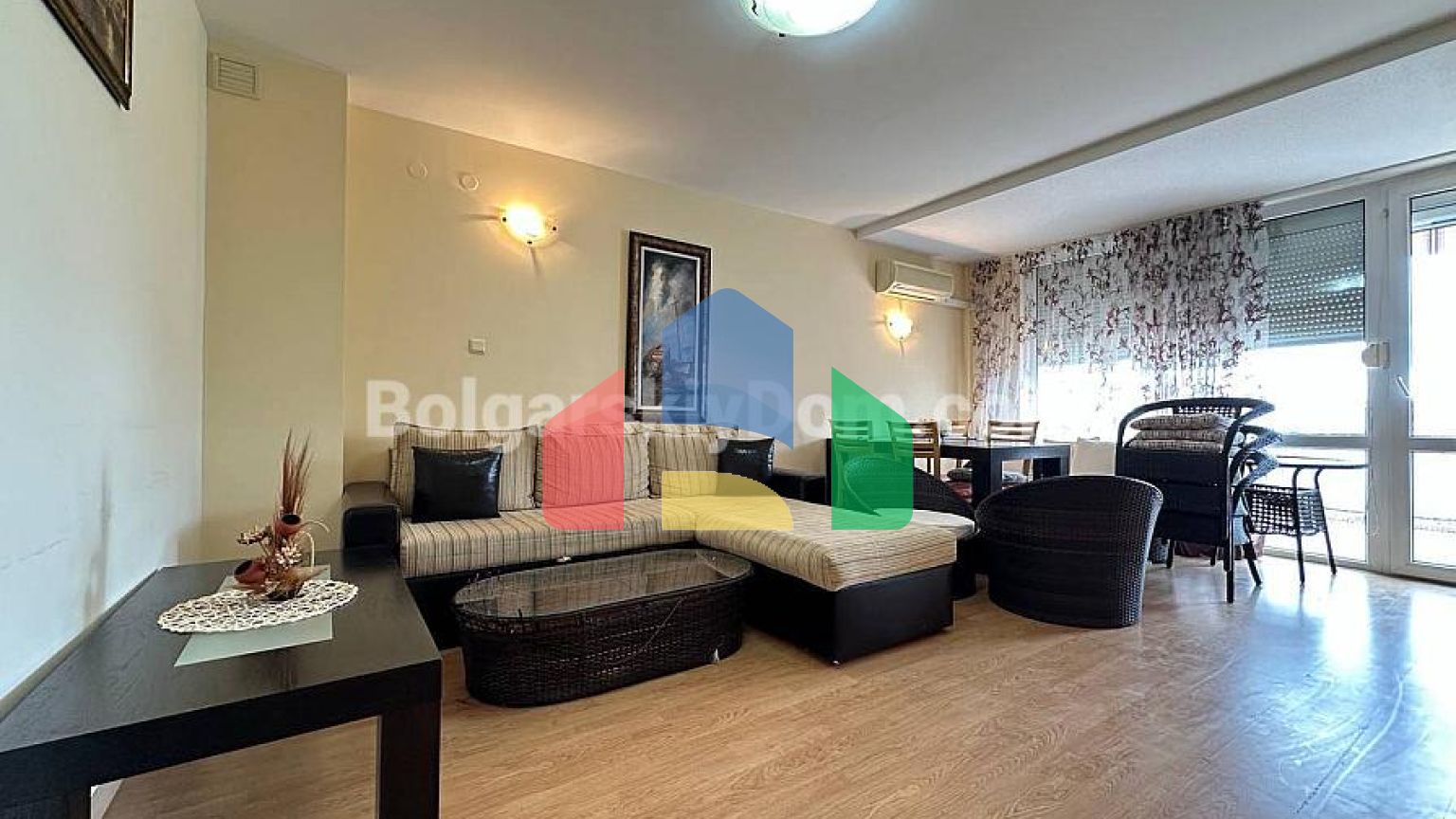 Трикімнатна квартира в Санні Форт