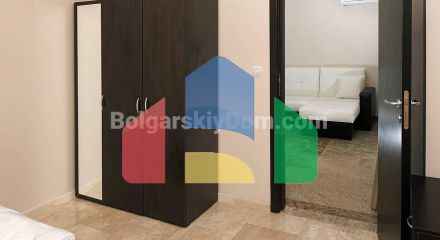 Трикімнатна квартира в Амара