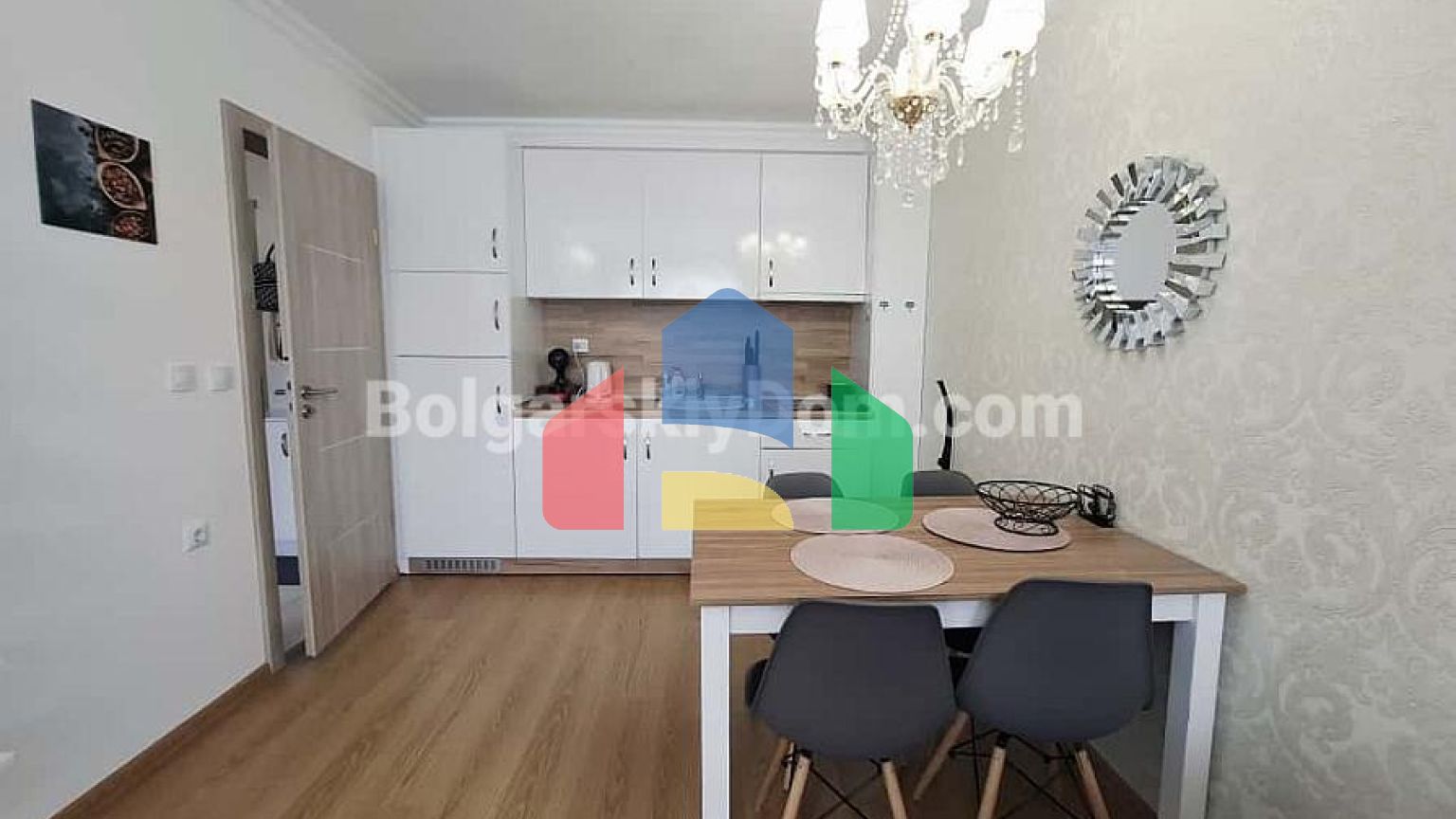 Трикімнатна квартира в Світ Хоумс 6