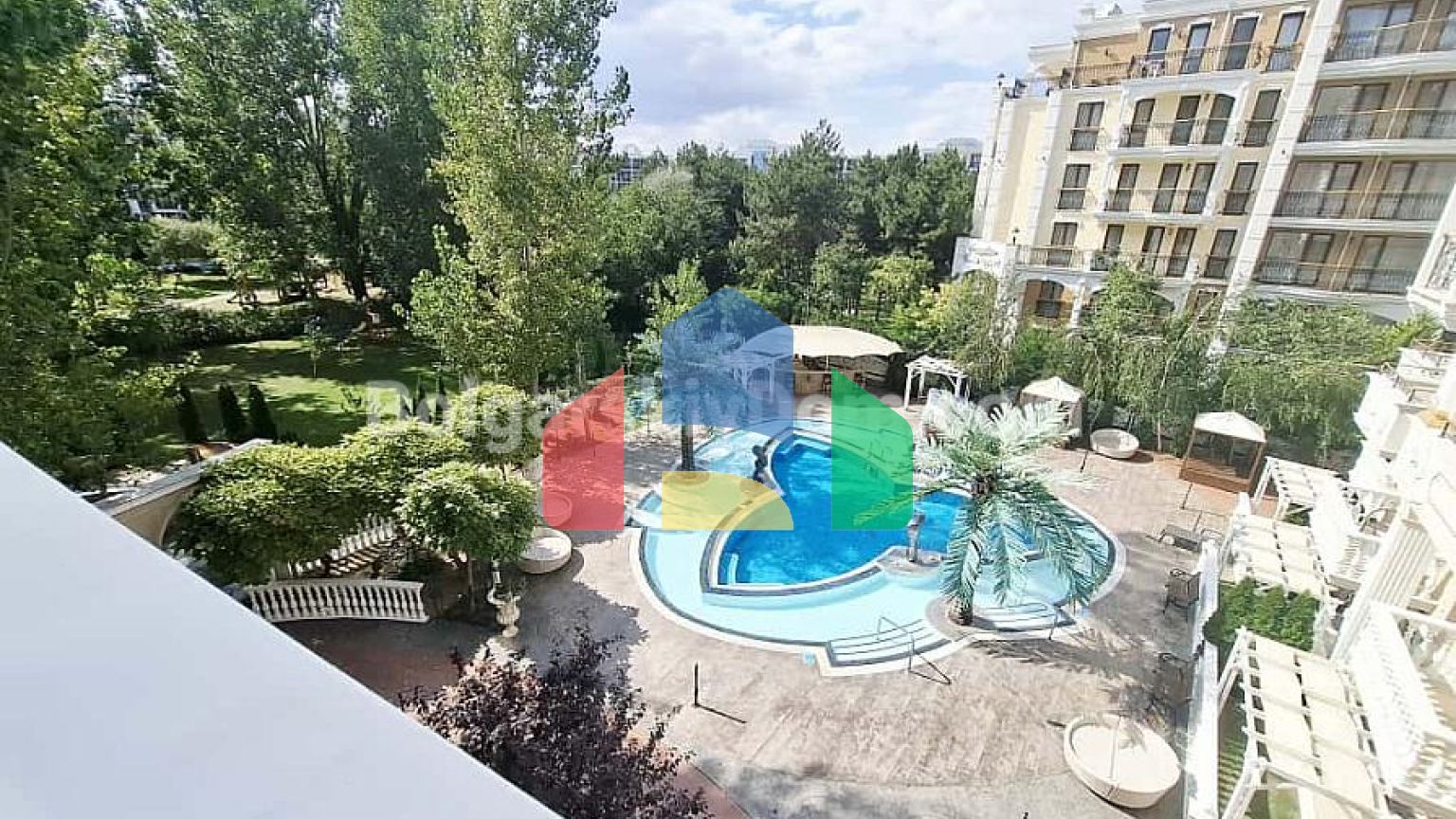 Трикімнатна квартира в Світ Хоумс 6