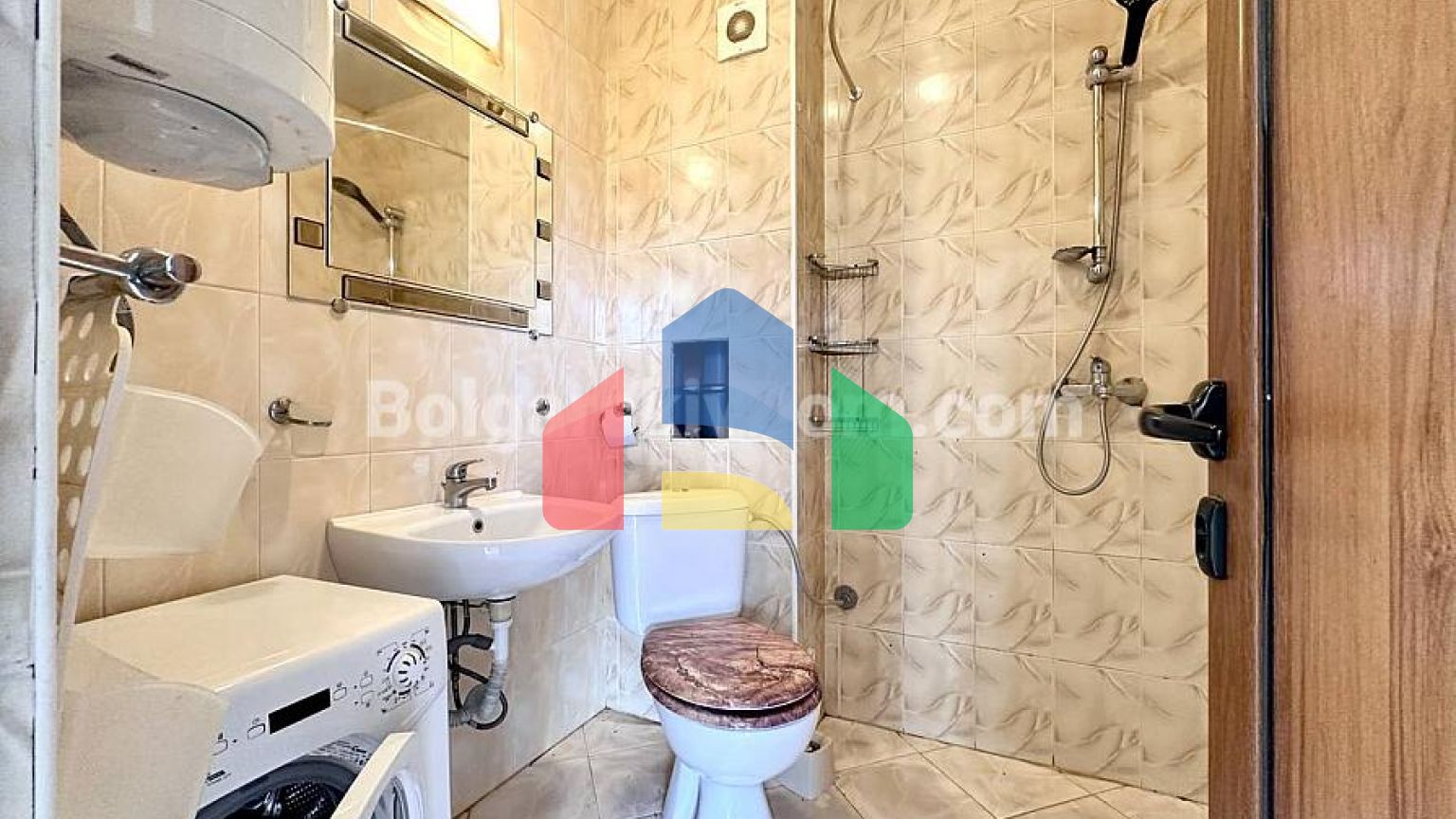 Квартира-студія в Амадеус 11