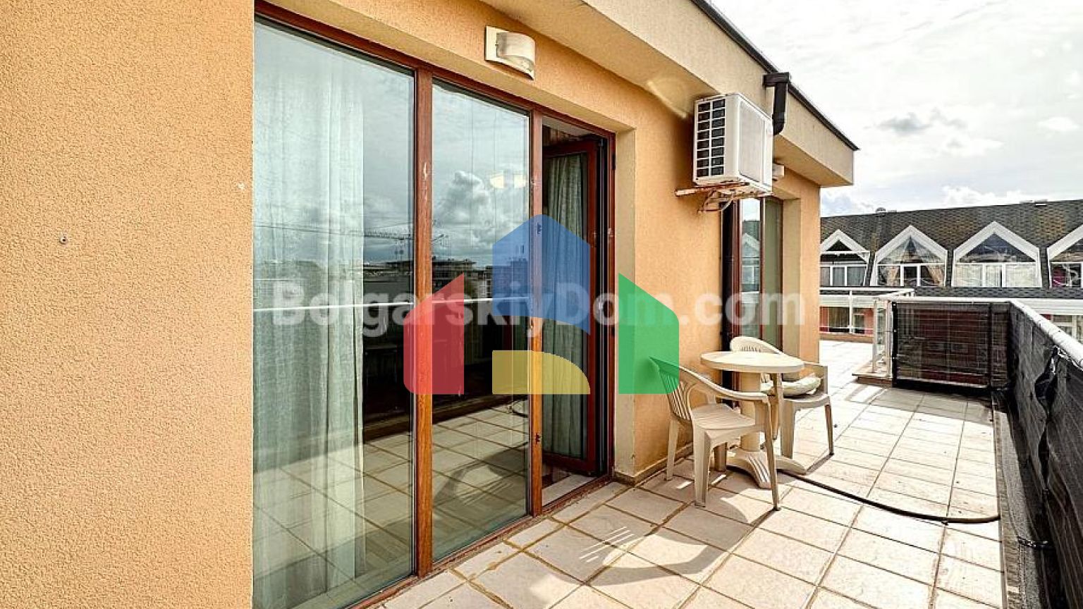 Квартира-студія в Амадеус 11