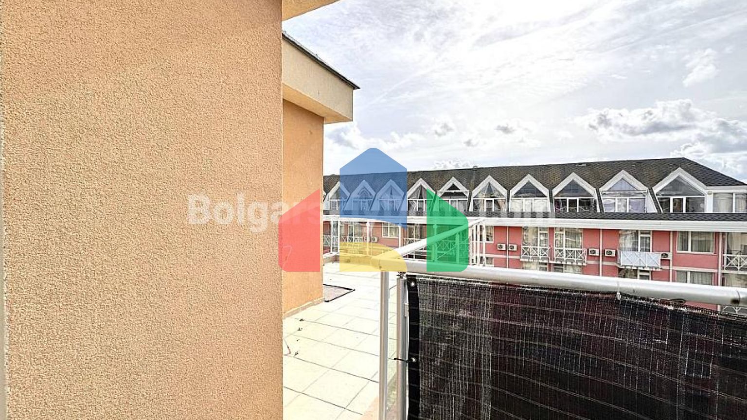 Квартира-студія в Амадеус 11