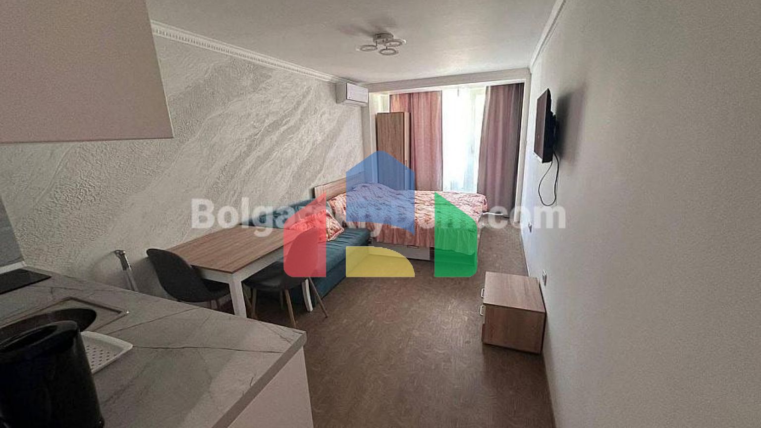 Квартира-студія в Солемар