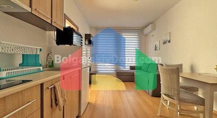 Двокімнатна квартира в Санні Дей 6