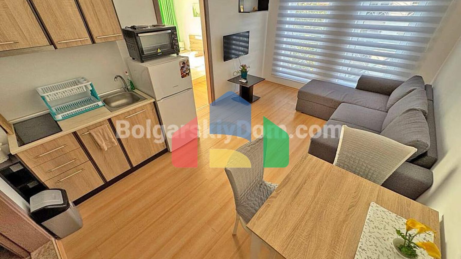 Двокімнатна квартира в Санні Дей 6