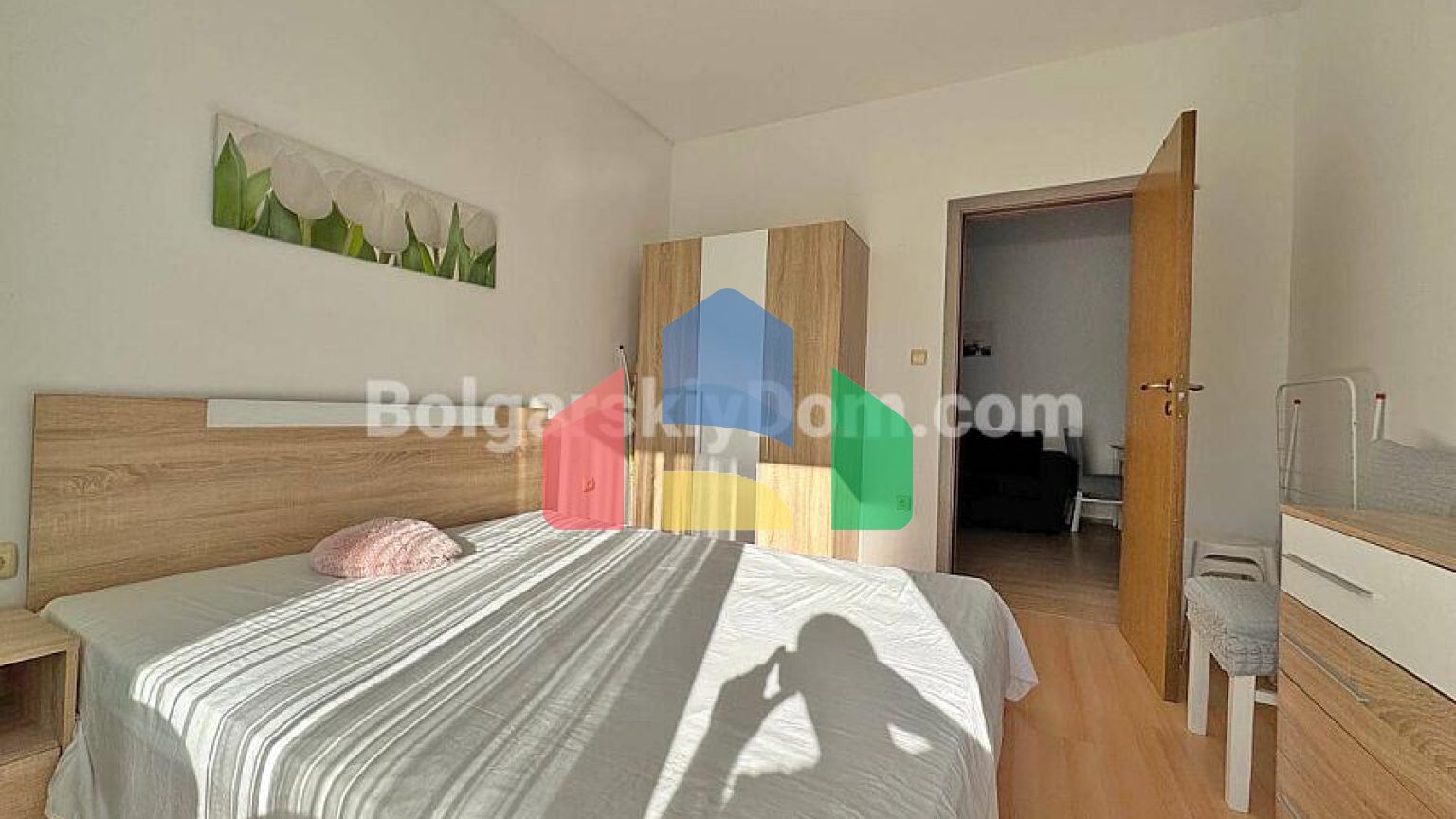 Двокімнатна квартира в Санні Дей 6