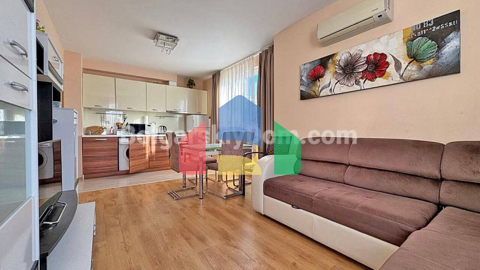 Трикімнатна квартира в Мессембрія Палас