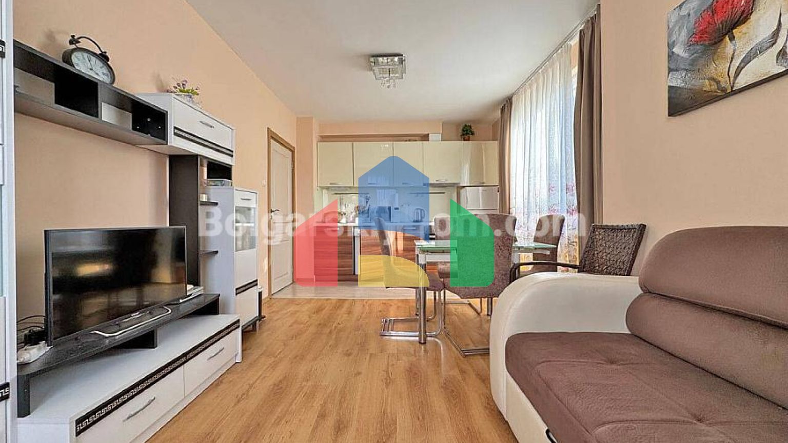 Трикімнатна квартира в Мессембрія Палас