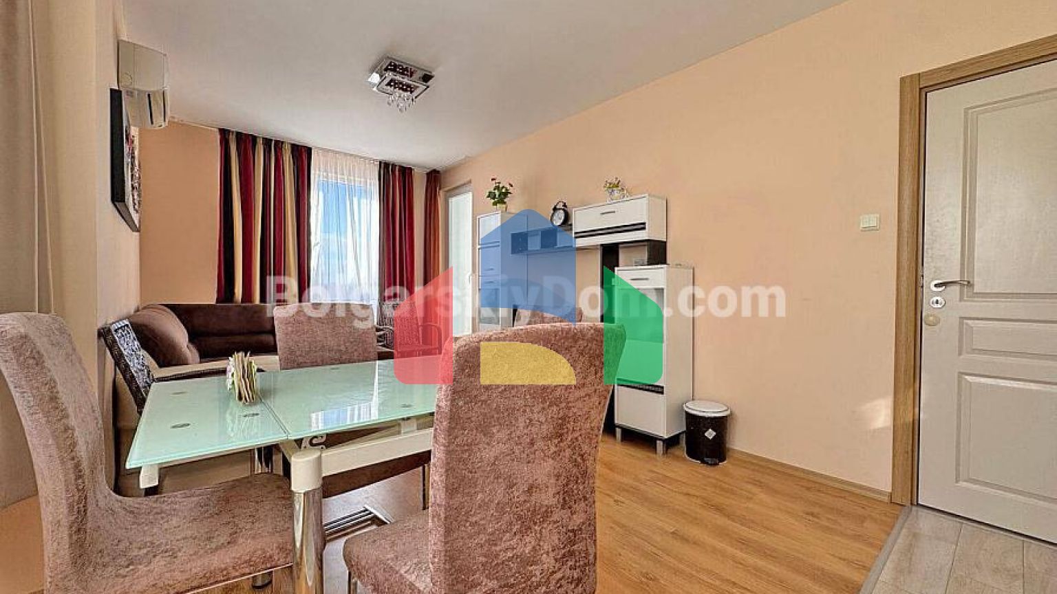 Трикімнатна квартира в Мессембрія Палас