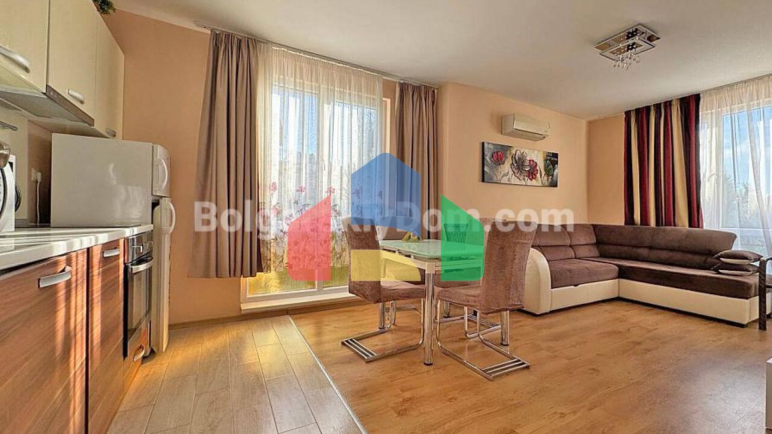 Трикімнатна квартира в Мессембрія Палас