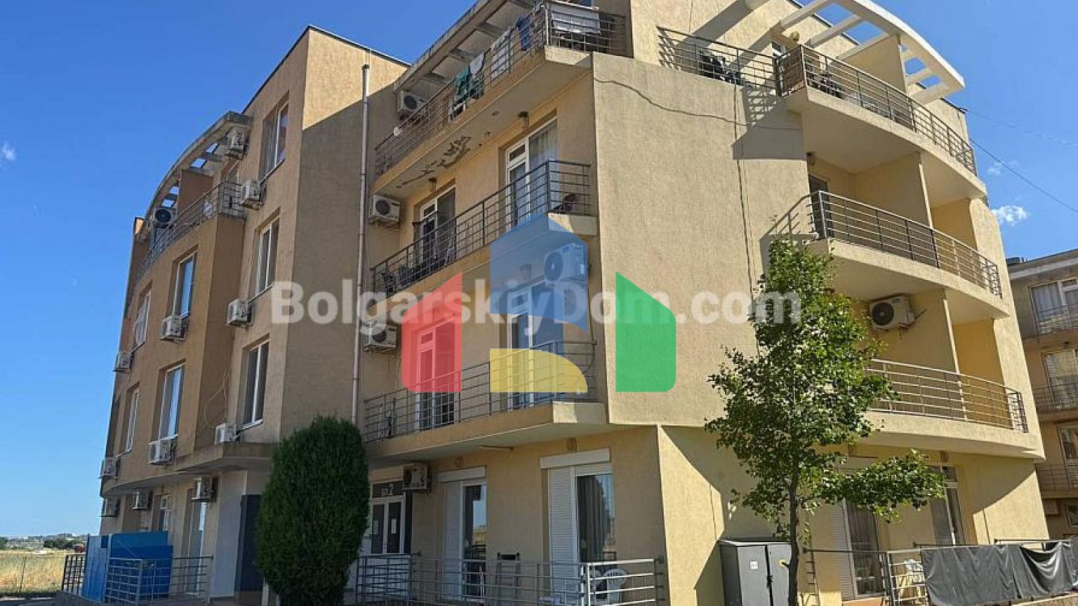 Квартира-студія в Санні Дей 5