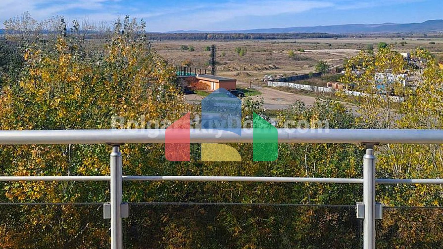 Трикімнатна квартира в Балкан Бриз 1