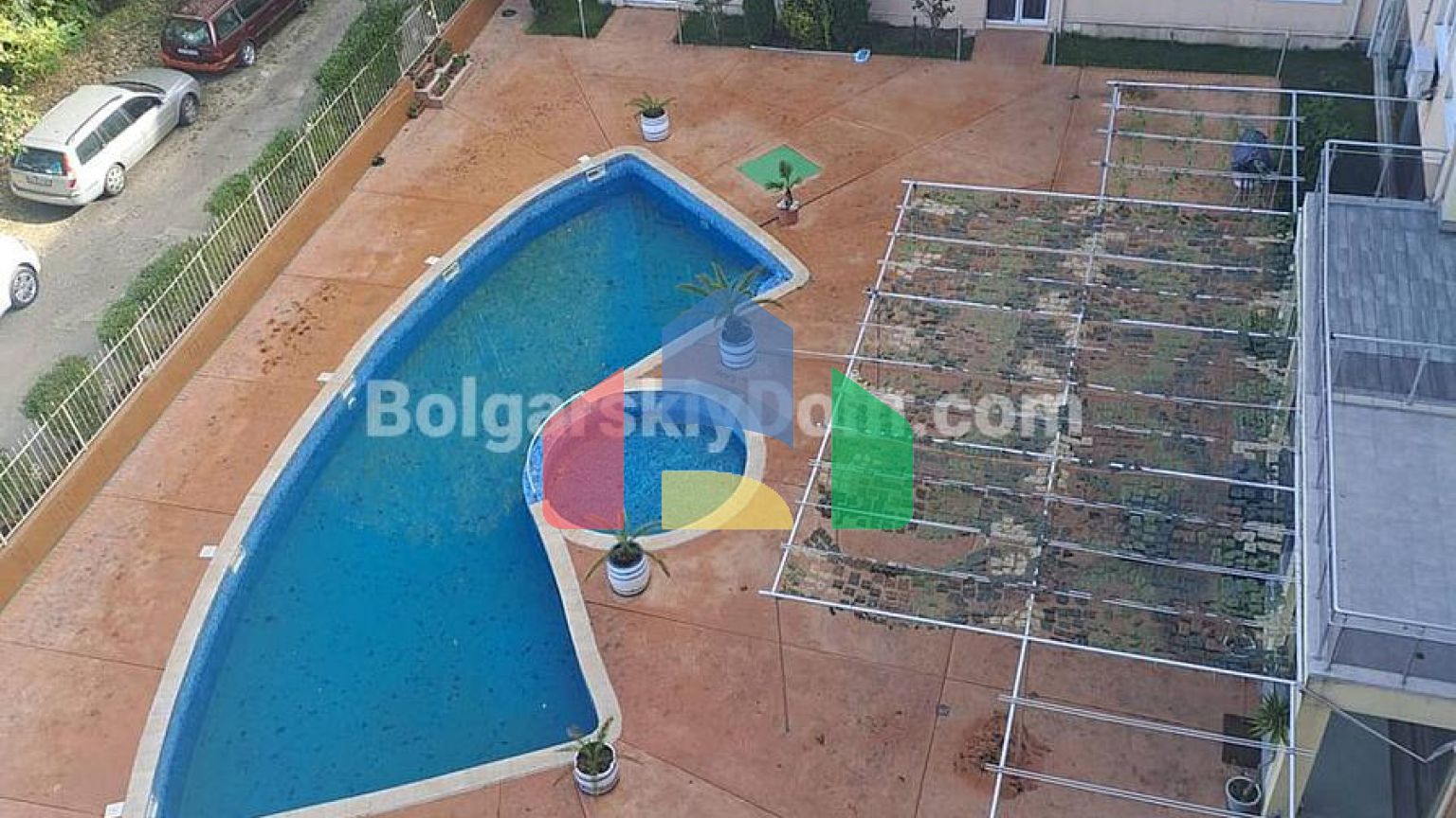 Трикімнатна квартира в Балкан Бриз 1