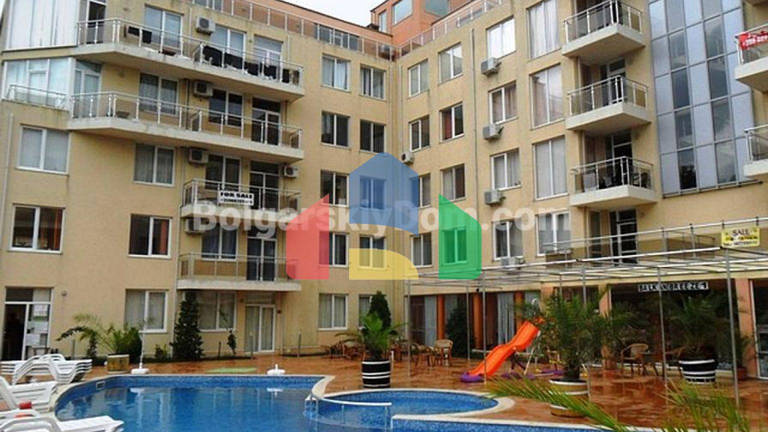 Трикімнатна квартира в Балкан Бриз 1