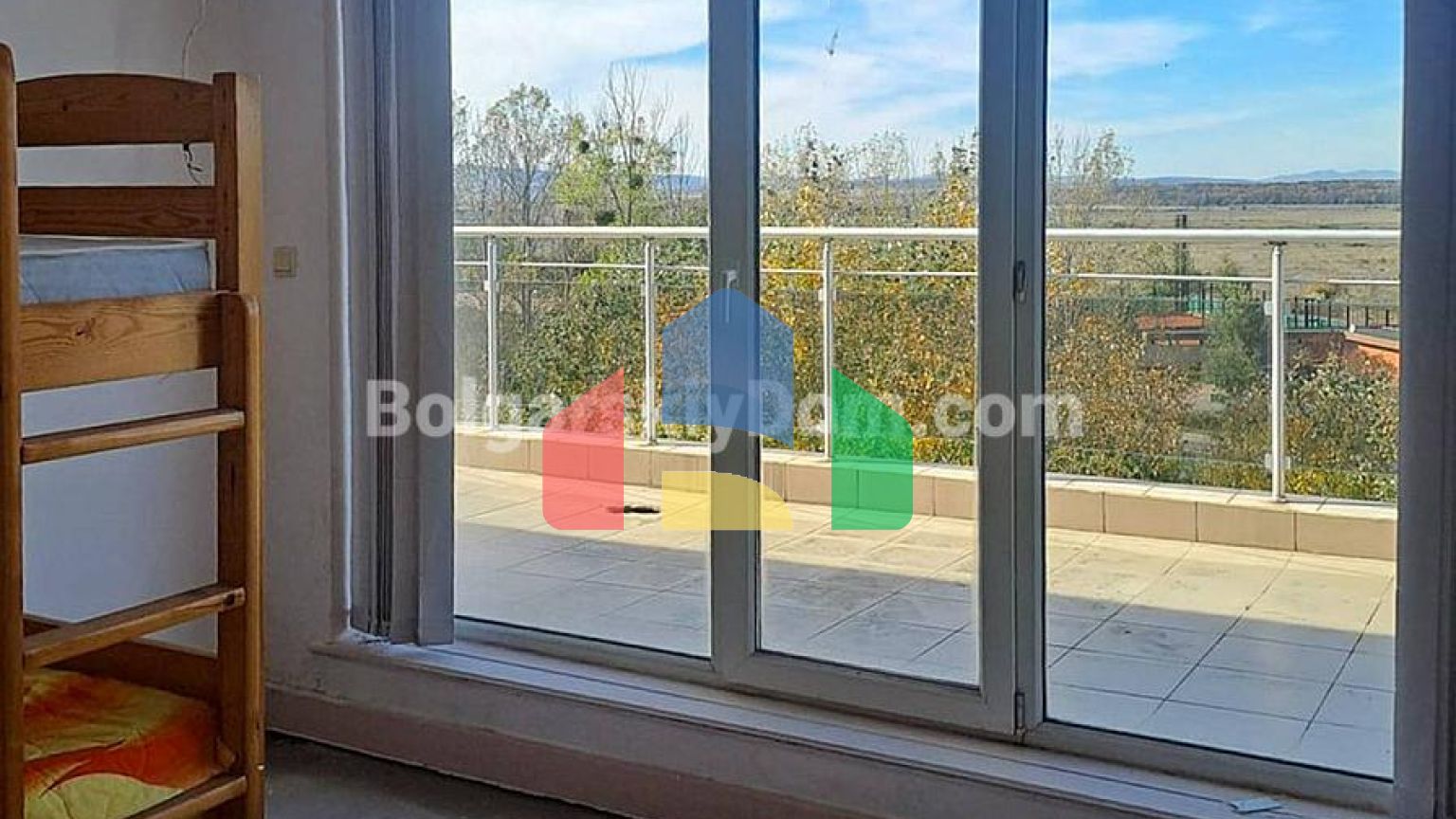 Трикімнатна квартира в Балкан Бриз 1