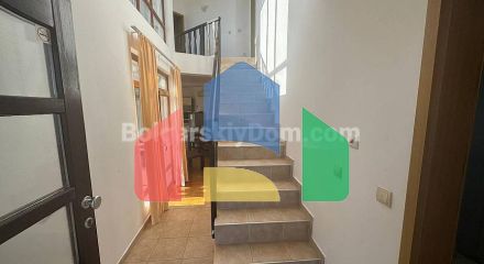 Дом во Флорал Хиллс