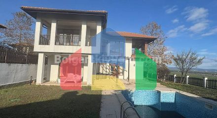 Дом во Флорал Хиллс