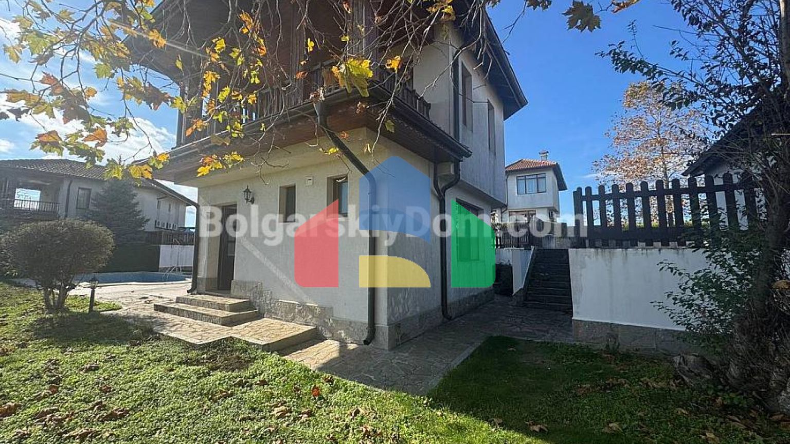 Дом во Флорал Хиллс