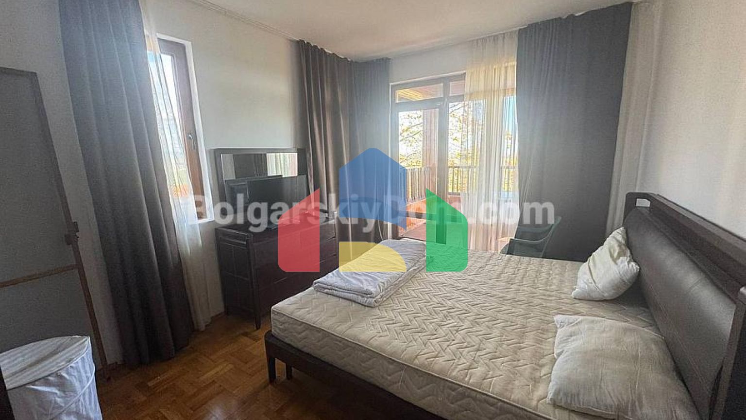 Дом во Флорал Хиллс