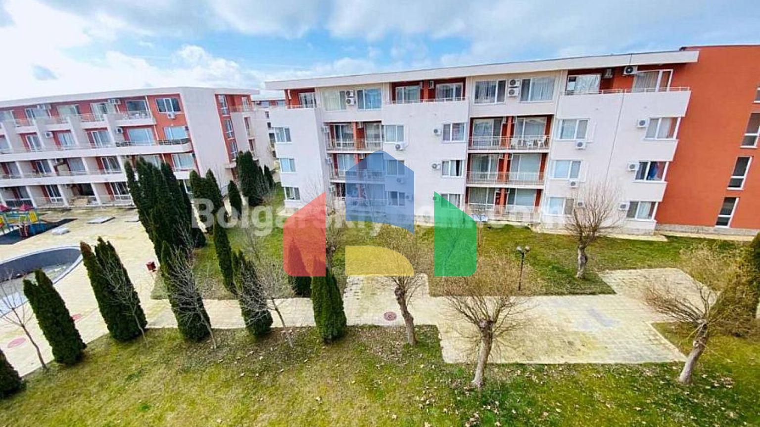 Двокімнатна квартира в Несебр Форт