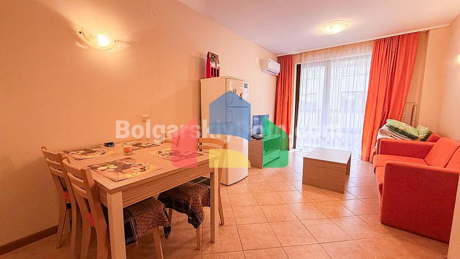 Двокімнатна квартира в Роял Сан