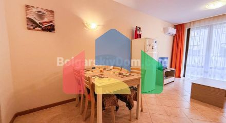 Двокімнатна квартира в Роял Сан