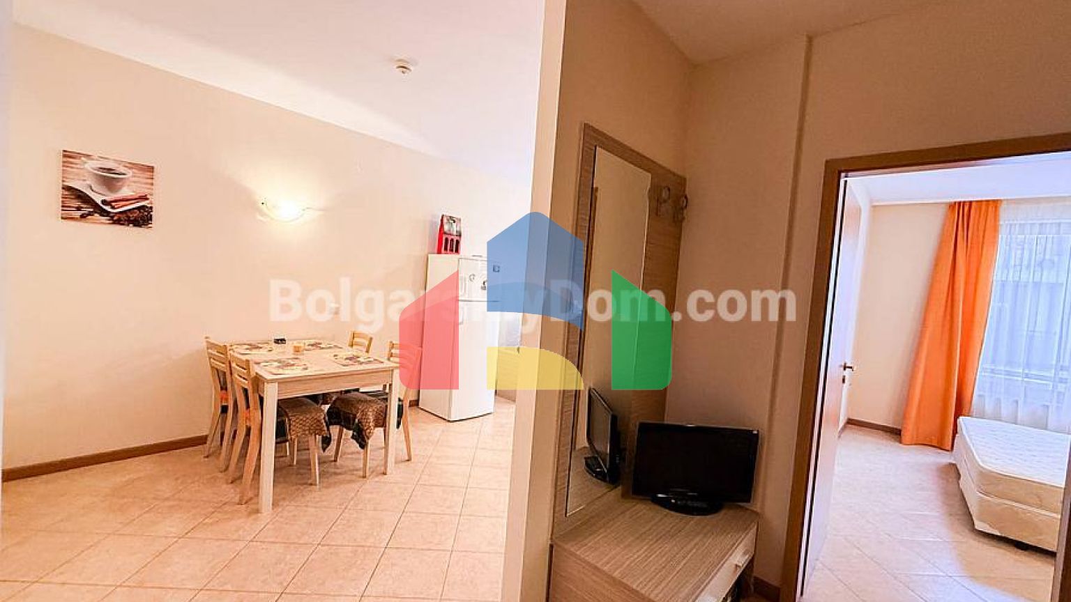 Двокімнатна квартира в Роял Сан