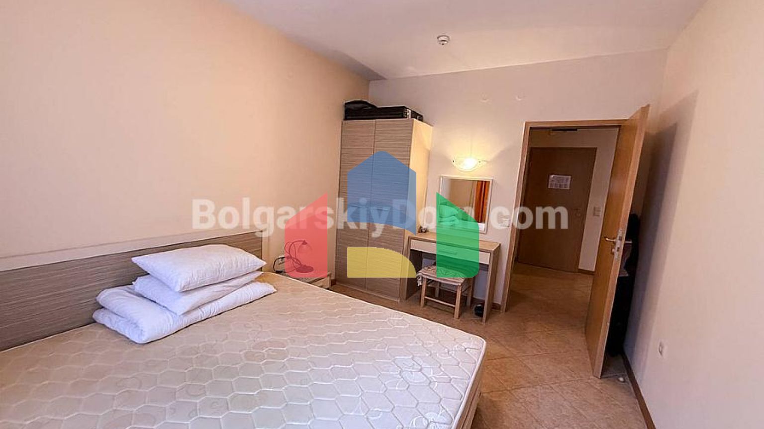 Двокімнатна квартира в Роял Сан