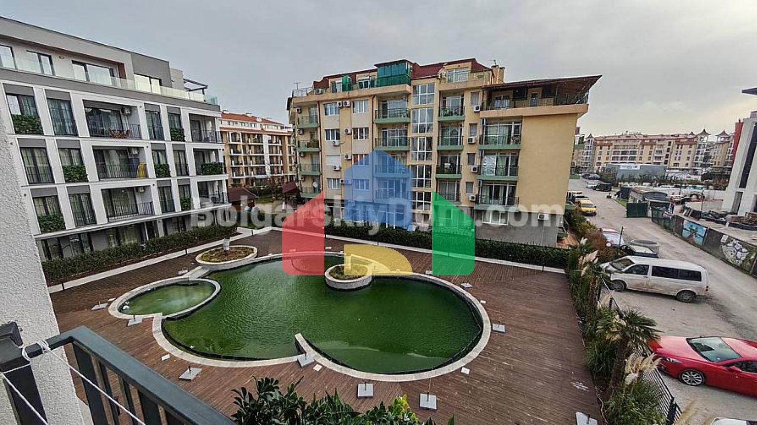 Трикімнатна квартира в Емілія Романа Бутік