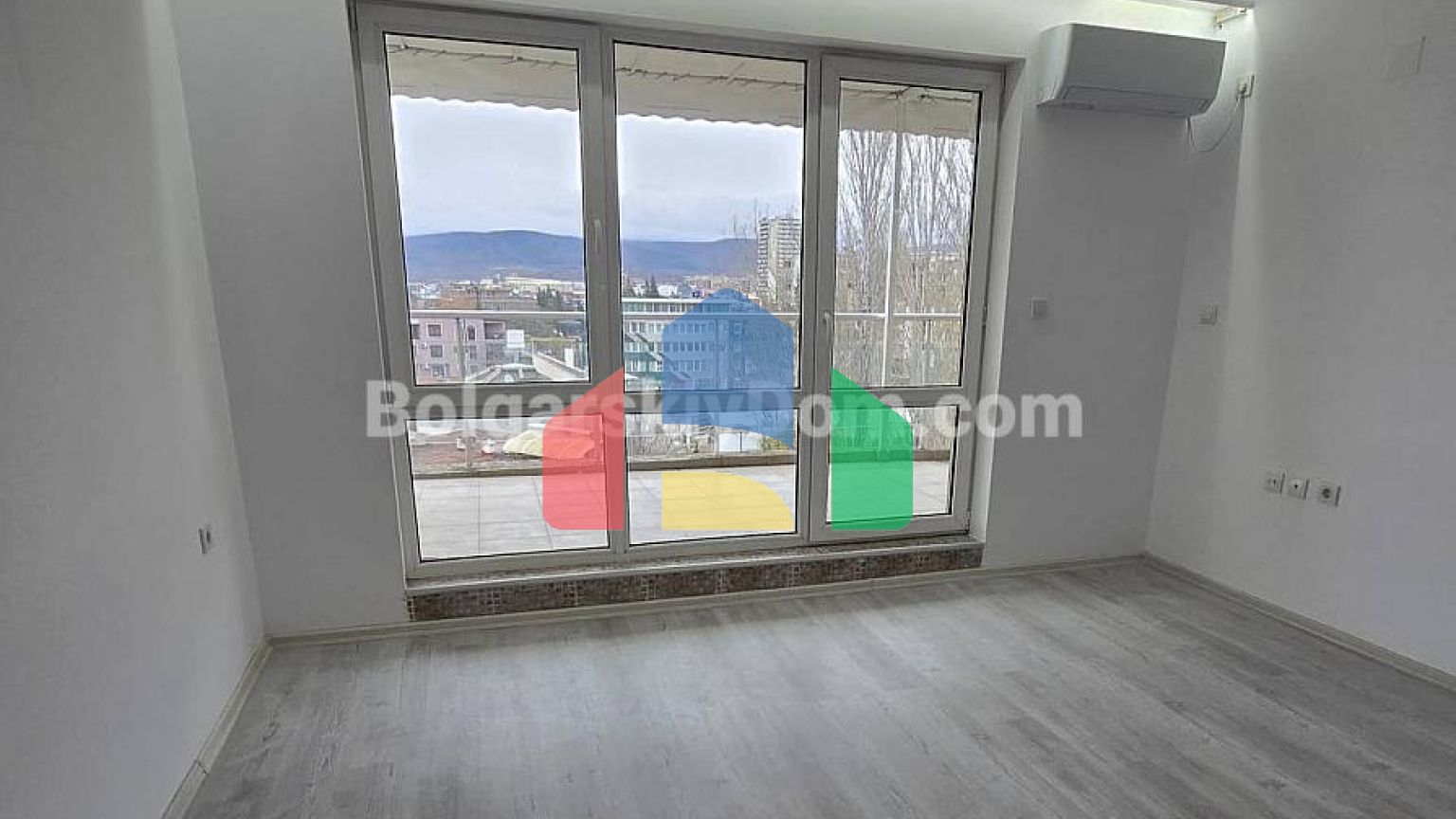 Двокімнатна квартира у Флорес Парк