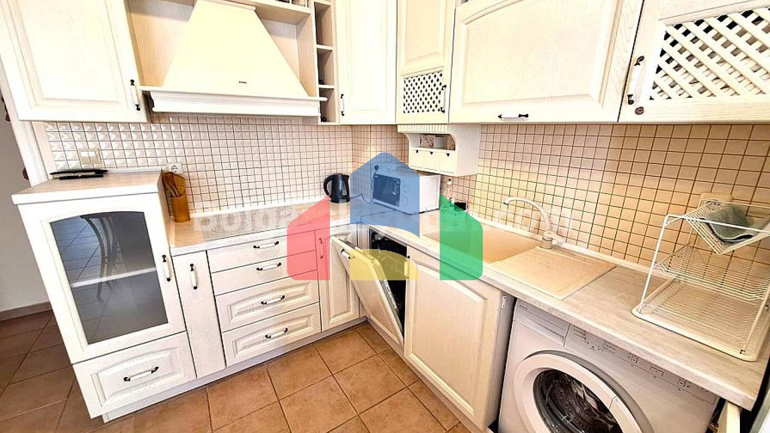 Трикімнатна квартира в Бриз