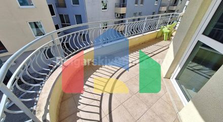 Трикімнатна квартира в Бриз