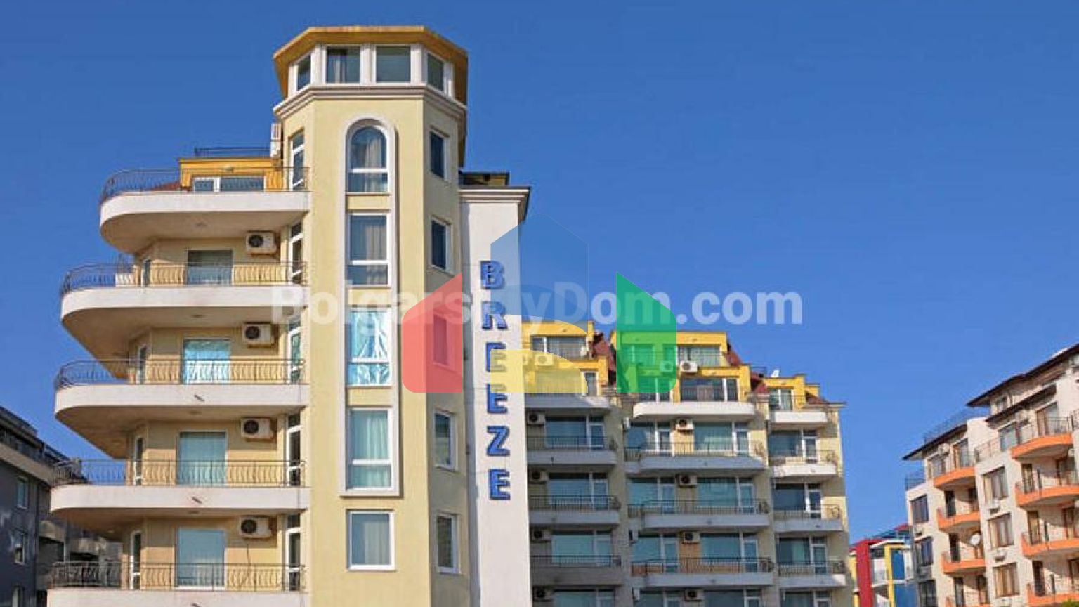 Трикімнатна квартира в Бриз