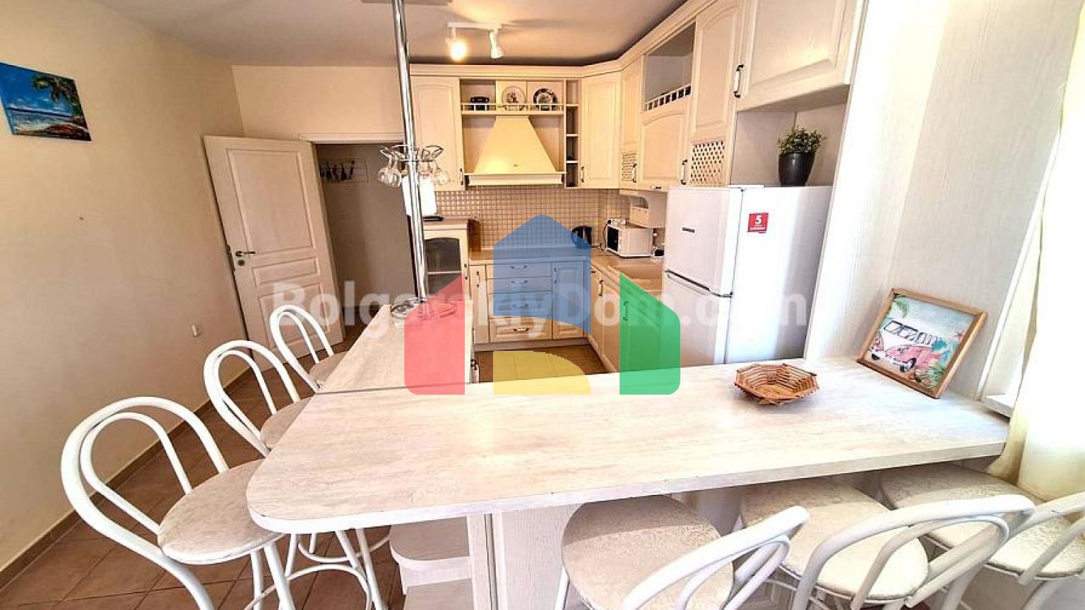 Трикімнатна квартира в Бриз