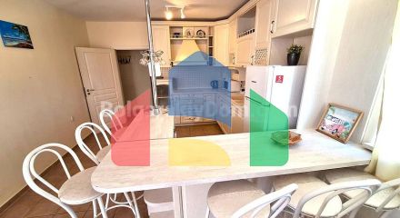 Трикімнатна квартира в Бриз