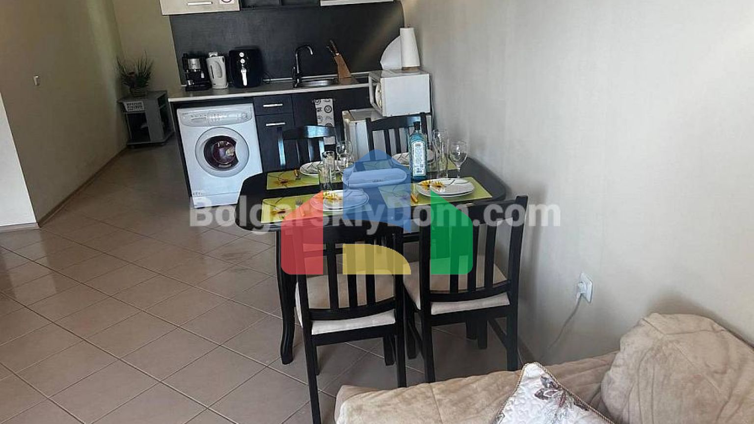 Трикімнатна квартира в Сансет Біч 3