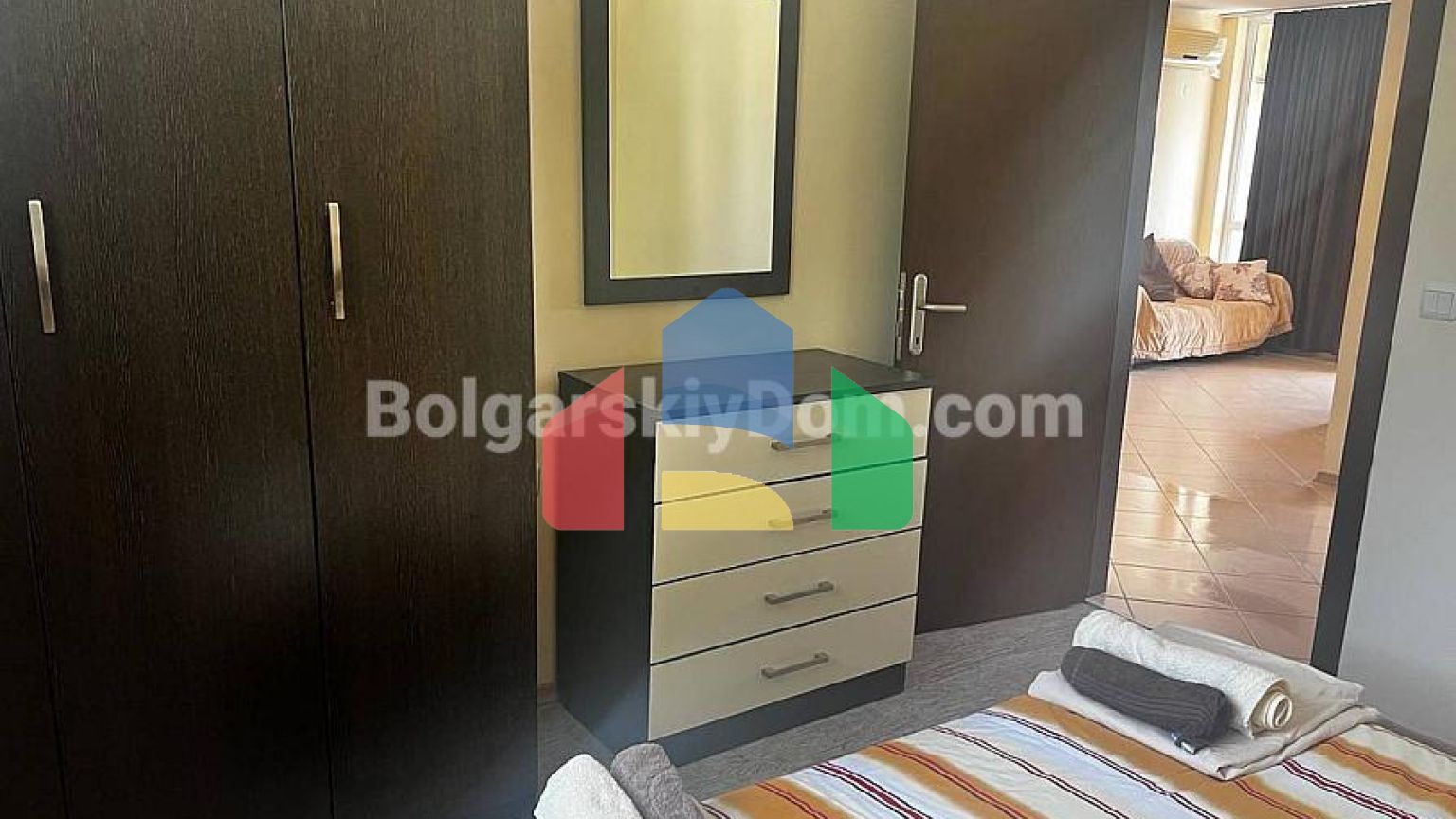 Трикімнатна квартира в Сансет Біч 3