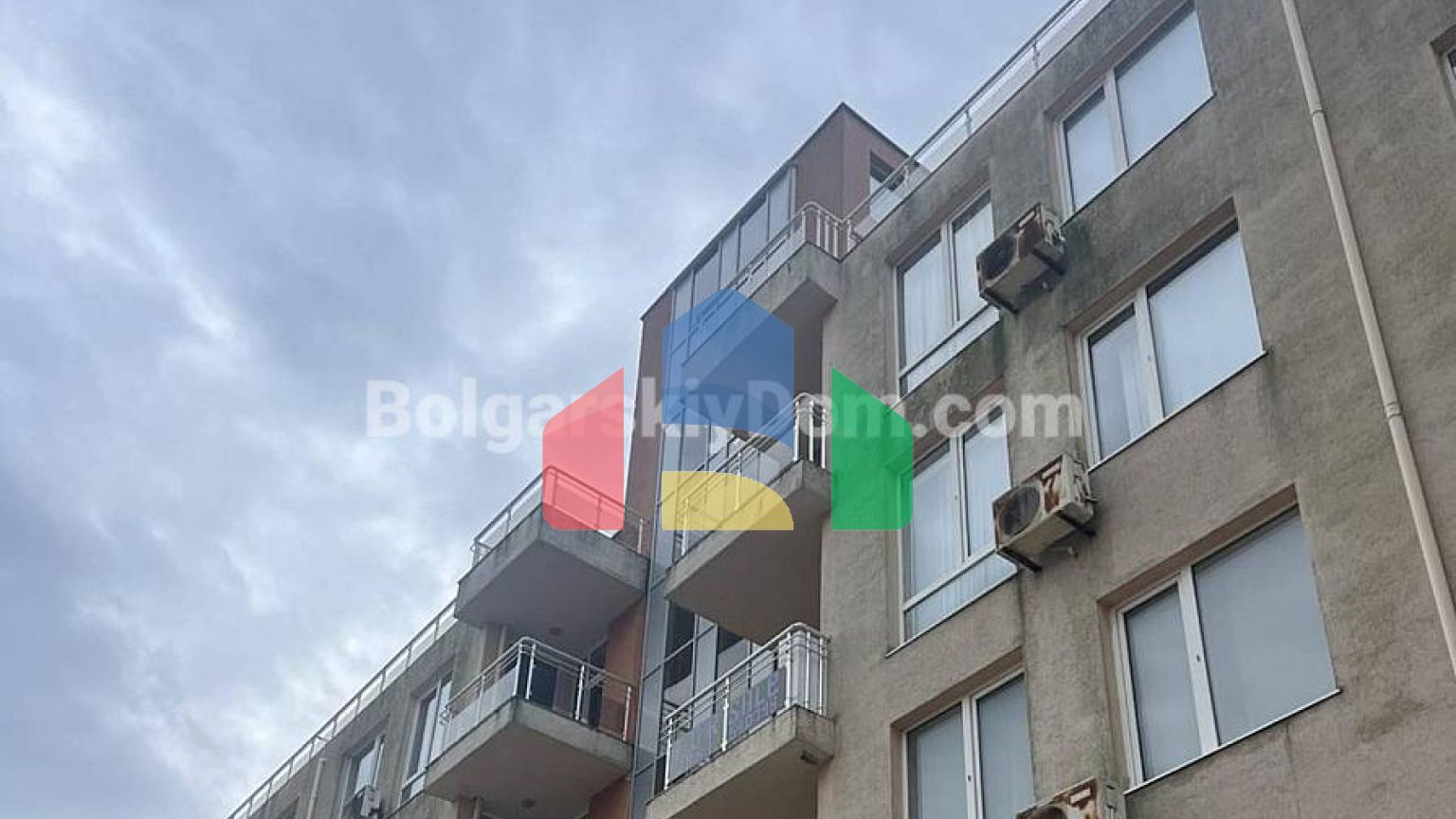 Двокімнатна квартира в Балкан Бриз 2