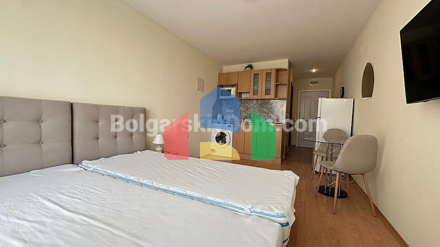 Квартира-студія в Несебр Форт