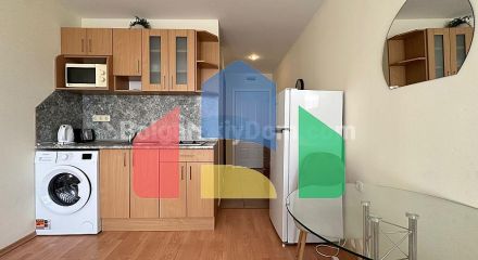 Квартира-студія в Несебр Форт